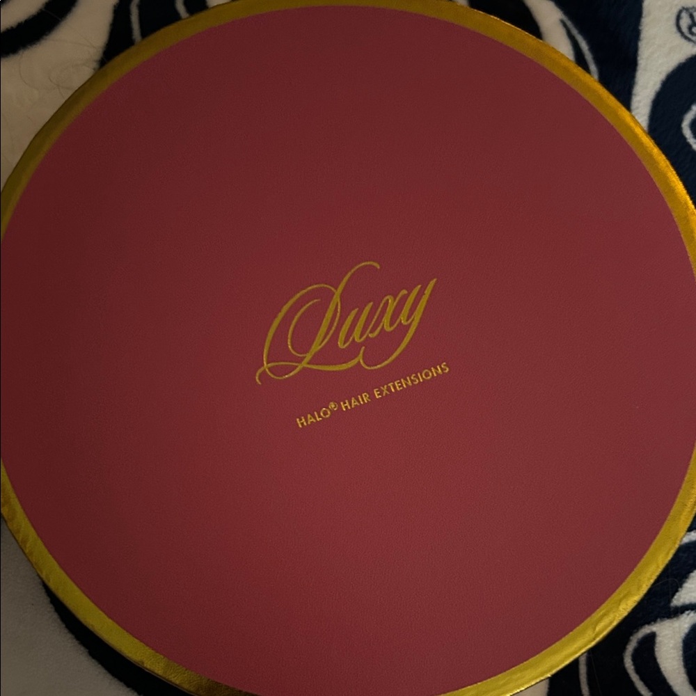 Luxy Halo Hair Extensions Box